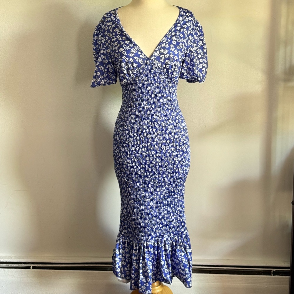 SHEIN Blue Floral Midi Dress with V-Neck and Ruffle Hem